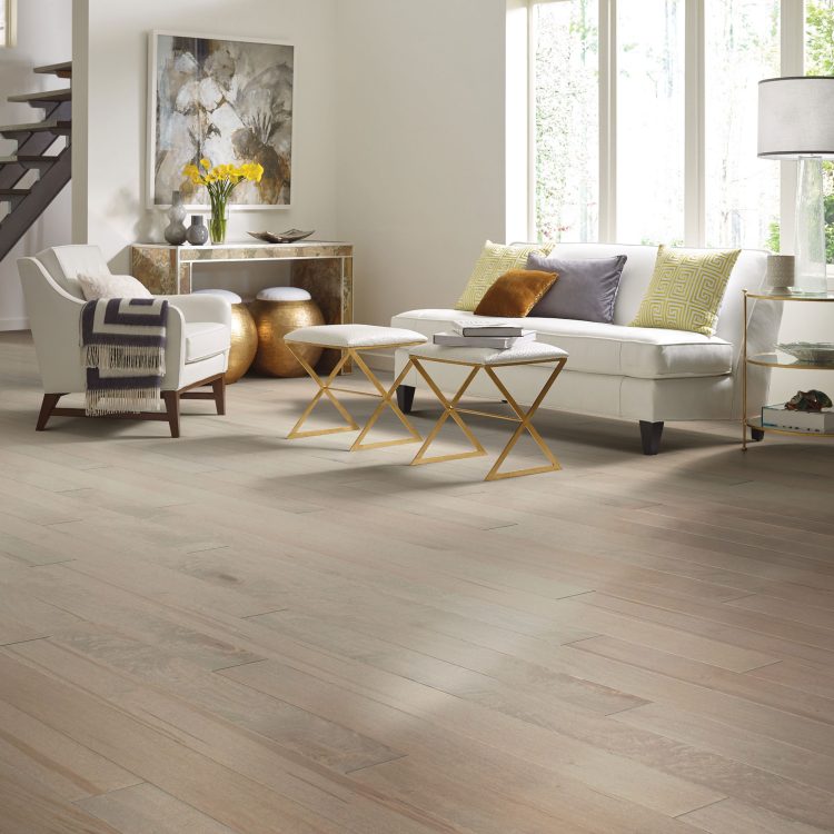 Hardwood Hardwood floorin living room